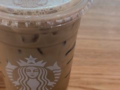 -星巴克(广州中华广场B1层店)