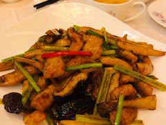 XO酱益菇炒猪颈肉-四海轩(珠海海泉湾店)