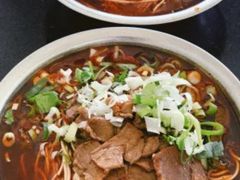 -薛记襄阳香辣牛肉面(平安路店)