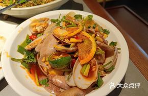 Spicy Sauce Marinated Clams