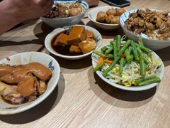 -红猪卤肉饭(大西洋美食城店)