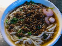 -六合夜市