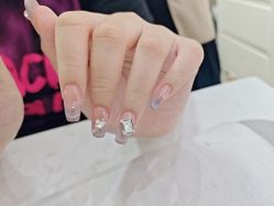 -尤米一站式美甲美睫