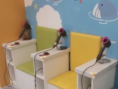 -戊辰亲子游泳俱乐部