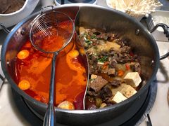 -左庭右院鲜牛肉火锅(浦江欢乐颂店)