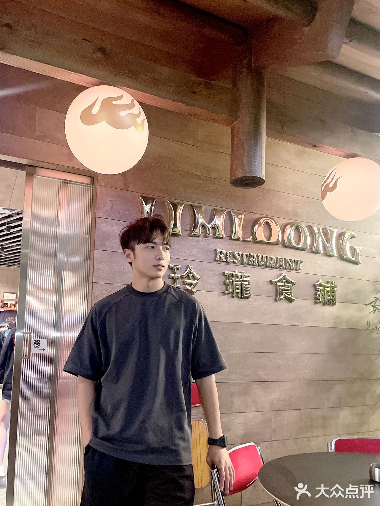 小寨下一个顶流复古打卡餐厅——玲珑食铺！