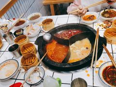 -卤校长重庆老火锅(南岗万达店)