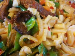 -维吾尔餐厅(宜山路店)