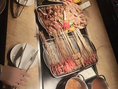 -大中华希尔顿酒店-念自助餐·嗨啤·小龙虾