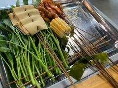 -灌县老妈砂锅串串香(万科红生活广场店)
