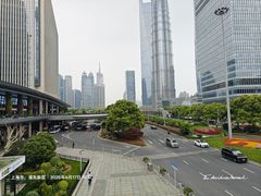 -陆家嘴空中步行连廊