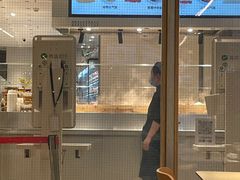 -老乡鸡(上海白玉兰广场店)