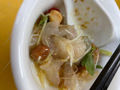 -官塘陈记鱼生·潮汕砂锅粥·牛肉火锅(潮枫路总店)