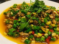 鲜锅兔-飞虹鱼馆(春华路店)