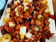 宫保鸡丁-张烤鸭·川菜·非遗冒烤鸭(青石桥店)