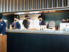 -铭牛烧肉·和牛海鲜自助(高新月牙湖店)