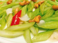西芹百合-乾隆美食·本帮菜(黄河路店)