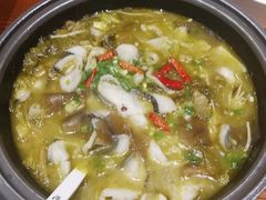 酸菜小鱼-渝是乎川渝小炒(新世界百货望京店)