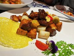 杏鲍菇炒牛柳粒-江南赋(内蒙古大厦店)
