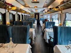 -火车头法国西餐厅