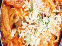-三清洞摩西韩式年糕火锅(威高广场店)