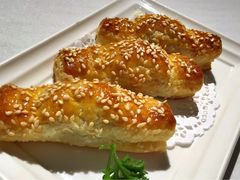 香麻叉烧酥-潮福城大酒楼·潮味粤品·港式点心(湖滨北路店)