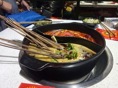 鸳鸯锅-钢管厂歆瑞源油卤串串香(春熙路太古里店)