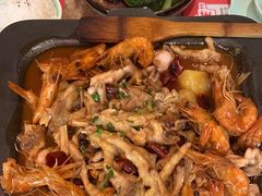 -炭舍干锅·烤鱼(扬名广场店)