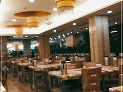大堂-椿记烧鹅(叠彩店)