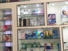 -丽字眼镜(甘井子连锁店)