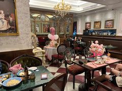 -秘密旅行Bonjour(黑金冠 江南西店)