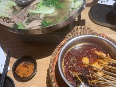 -川堂风·跷脚牛肉·乐山爆炒(宝山日月光店)