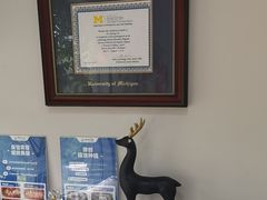 -精德口腔·种植修复·儿牙中心(财富中心店)