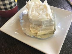 -莓园冰淇淋店