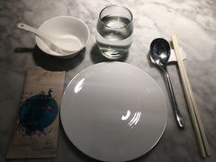 餐具摆设-雀蓝川菜(奥体广场店)