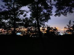 -鬼笑石后山停车场