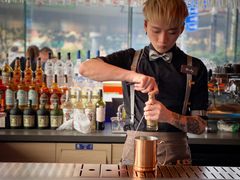 -星巴克臻选(上海合生汇1F店)