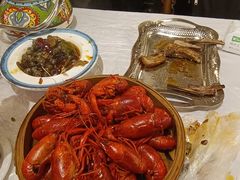 -霄汉牛三鲜湖北砂锅菜(万松园2店)