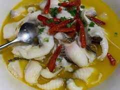 酸菜鱼-胡子大厨·超级小炒肉(晶耀前滩店)
