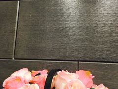 -愉肴麻辣香锅(中山路店)