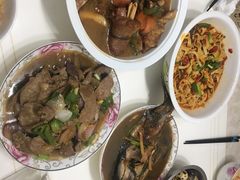 -满江红四季餐厅 · 国家五钻级酒家(新纪元大酒店店)