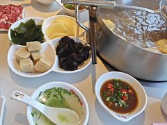 -焯牛潮汕牛肉火锅(云峰街创始店)