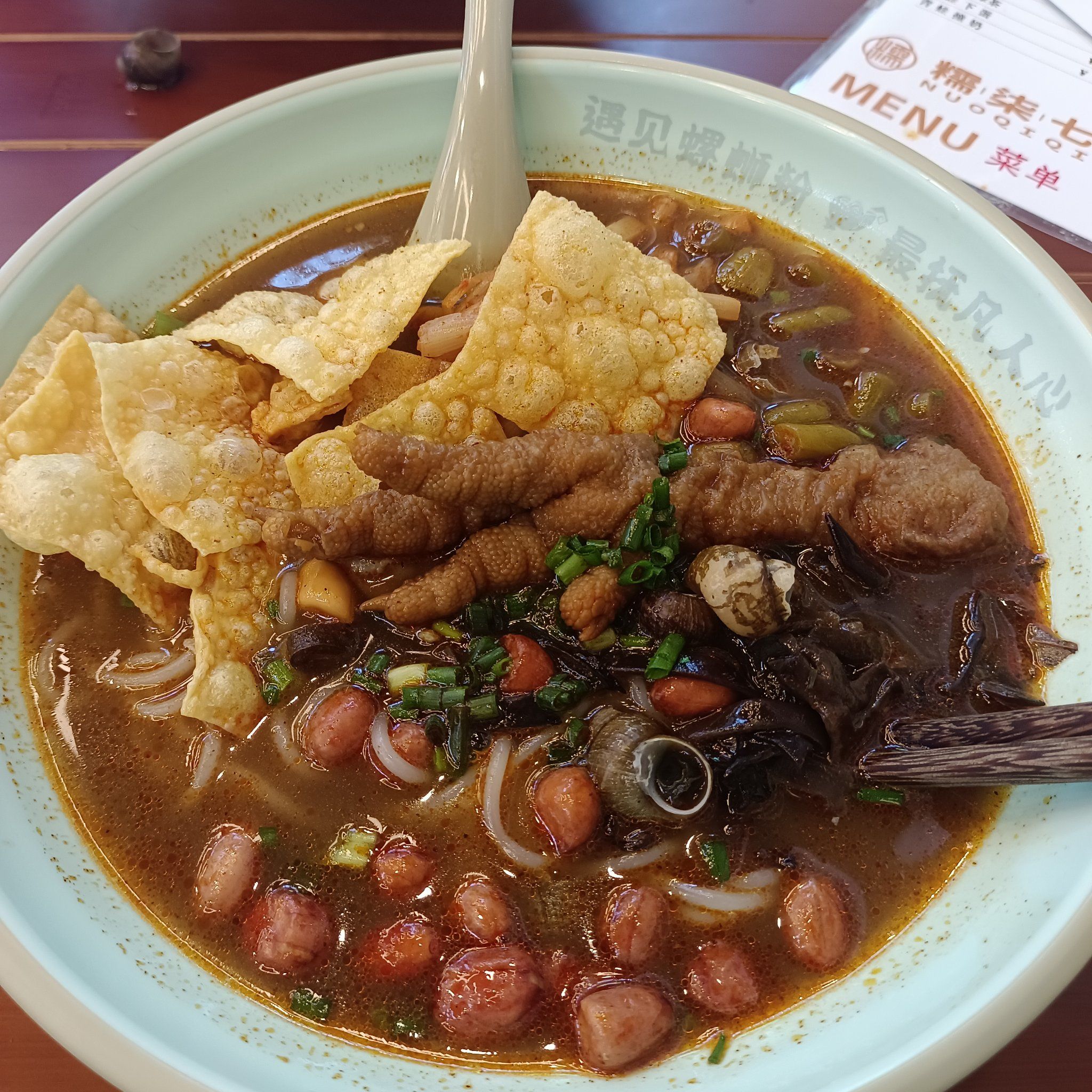 12块的虎皮鸡爪螺蛳粉美滋滋