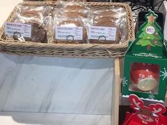 -85度C(生甜甜圈研究工坊·上海平凉店)
