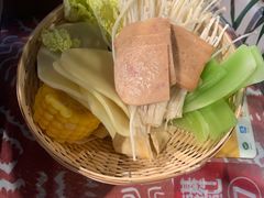 -火塘云南烧烤大排档