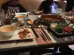 -辉哥火锅(虹桥路店)