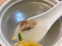 -东方之猪四更烤乳猪(金垦总店)