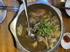 -谢老五跷脚牛肉·非遗传承店