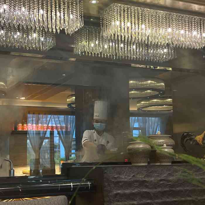 观海酒家(蛇口广场店)-"环境很好,早上9:30开门,服务员很多,.
