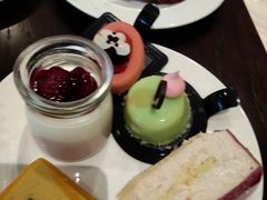 -广州汇华希尔顿逸林酒店
